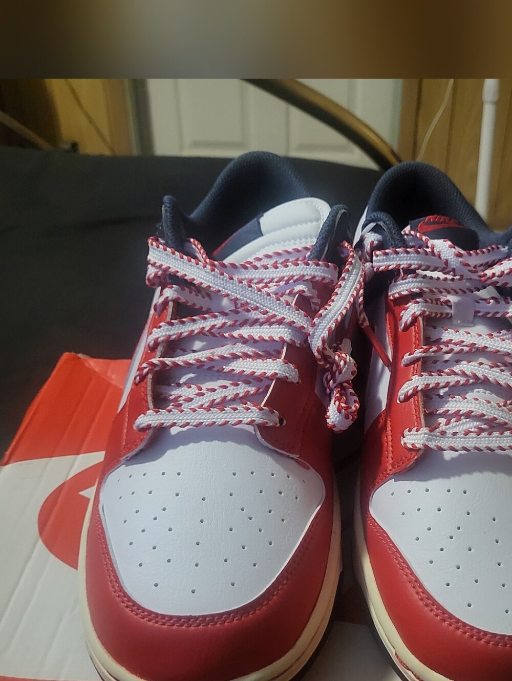 Nike Men's Red and White Low-Top Sneakers